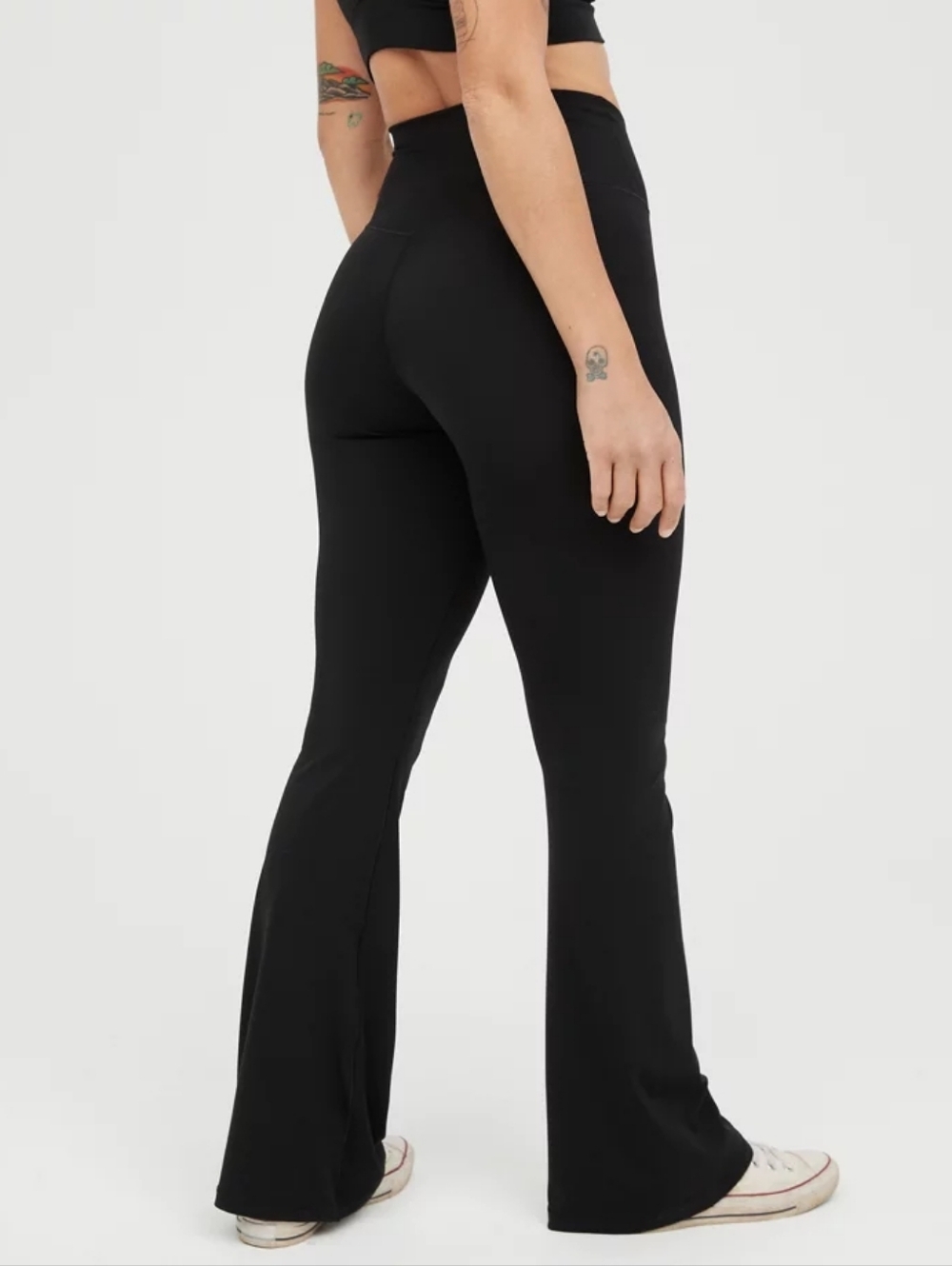 Offline by Aerie Real Me High Waisted Crossover Flare Leggings - Picture 3 of 9